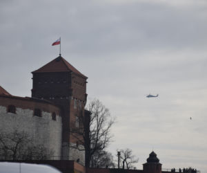 Śmigłowce i dziesiątki radiowozów na ulicach Małopolski