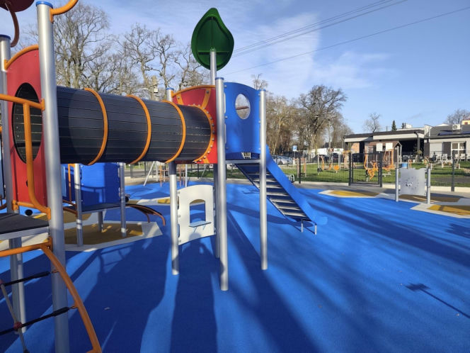 Nowy plac zabaw w Wilkowicach