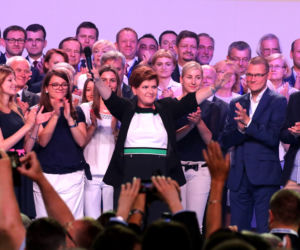 SZYDŁO ZNALAZŁA 34 MILIARDY