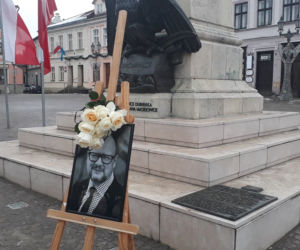 Serce dla Pawła Adamowicza w Rzeszowie