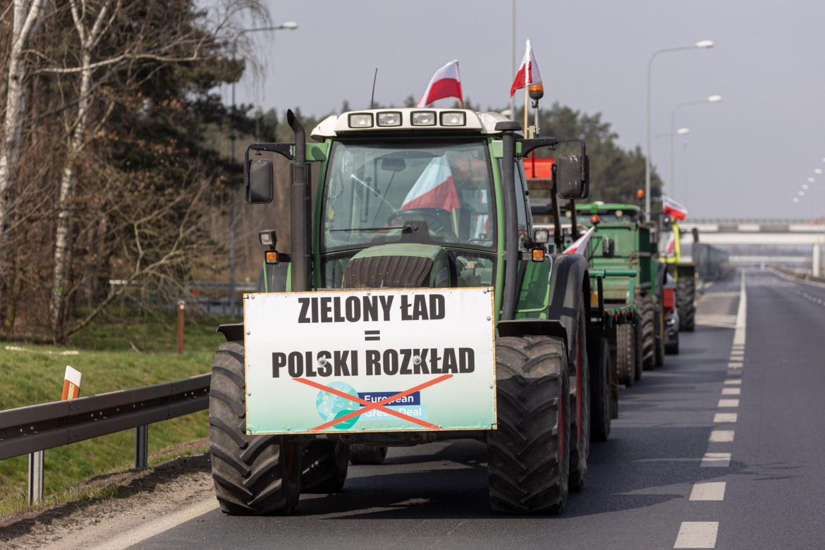 Blokada drogi expresowej S11