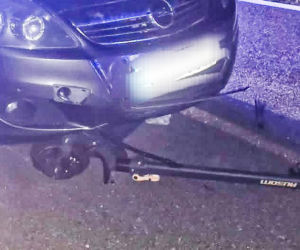 15-latek na hulajnodze zginął pod kołami Opla