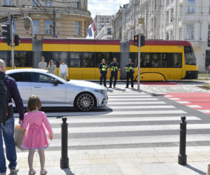 Spacer z Trzaskowskim po centrum Warszawy, Rewolucja na rondzie Dmowskiego się dokonała
