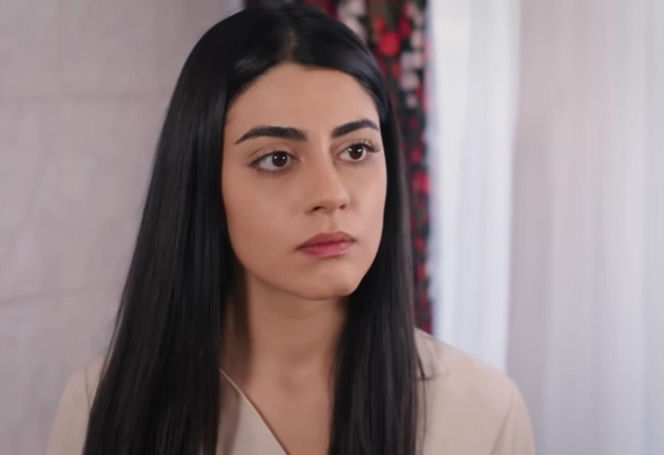 "Panna młoda", odcinek 40: Derya upomina się o obiecane złoto, wywołując gwałtowną awanturę