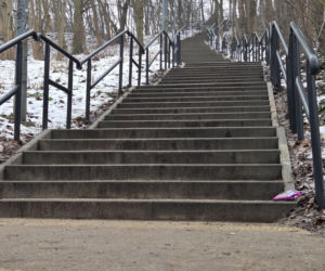 Schody do nieba w Bydgoszczy. Ponad 150 stopni, by dostać się na Wzgórze Wolności
