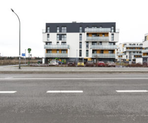 Warszawa, format: Deweloper postawił domy na Mleczarskiej. Cofnięto mu pozwolenie na budowę