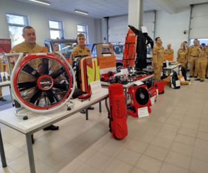 Nowy sprzęt trafi do strażaków z Siedlec, Łosic, Makowa Mazowieckiego, Ostrołęki, Ostrowi Mazowieckiej, Pułtuska, Sokołowa Podlaskiego, Węgrowa i Wyszkowa