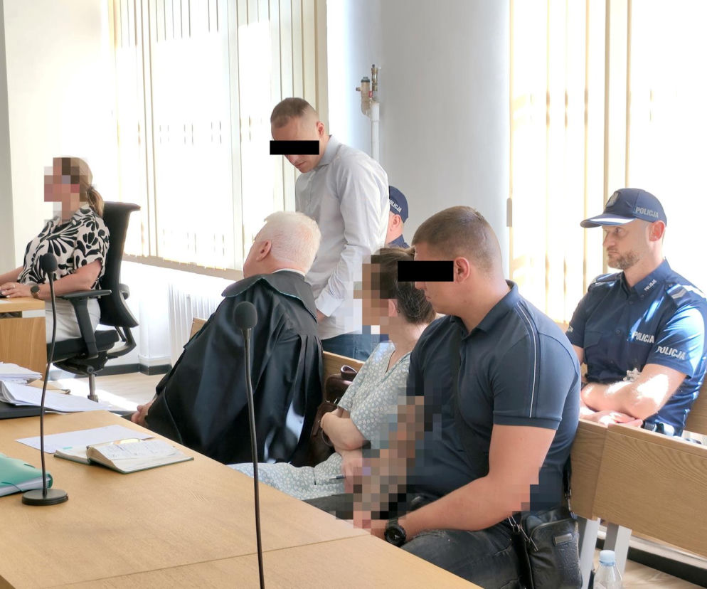 Zatłukł Mario na ulicy, teraz mówi, że to ze strachu. W sądzie pokazał obraźliwy gest