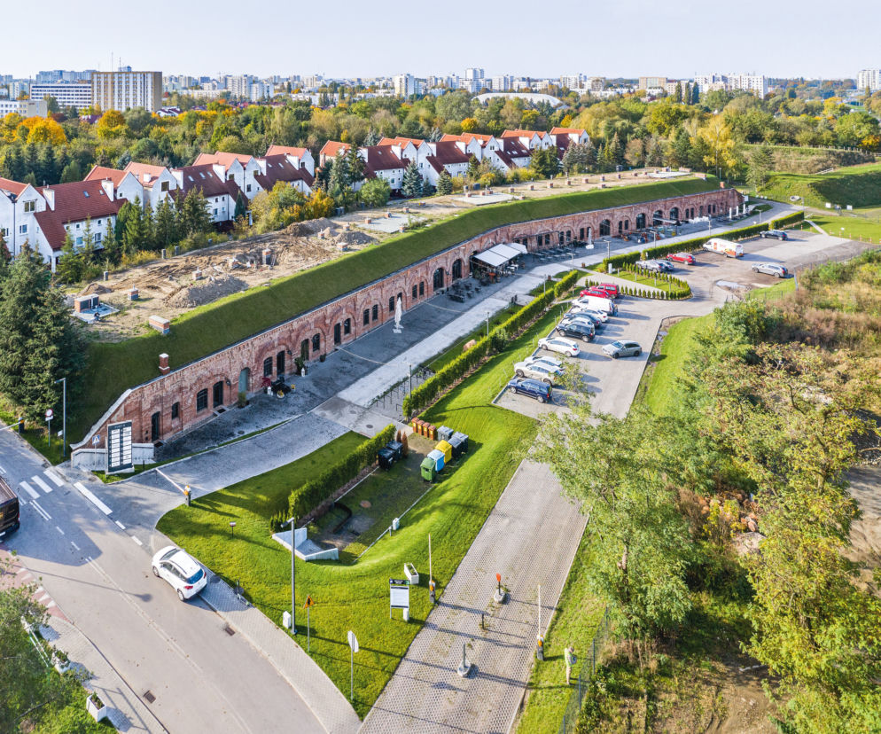 Fort VIII - Służew i Ósmy park 1