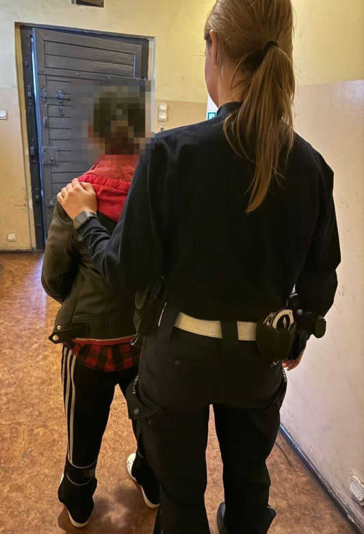35-latka z gminy Góra zatrzymana. Kierowała pod wpływem narkotyków i uciekła z miejsca kolizji