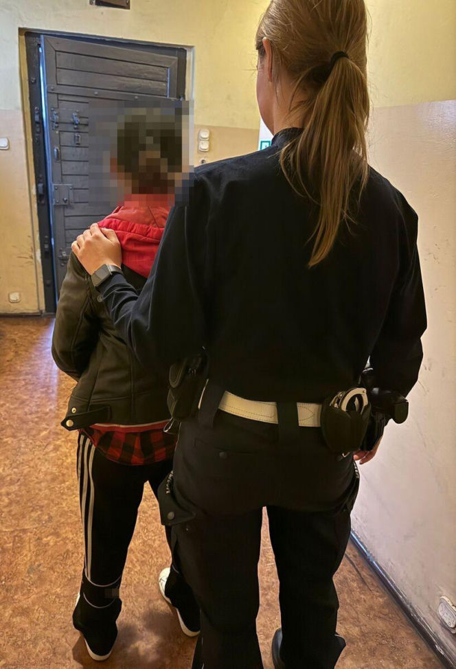 35-latka z gminy Góra zatrzymana. Kierowała pod wpływem narkotyków i uciekła z miejsca kolizji