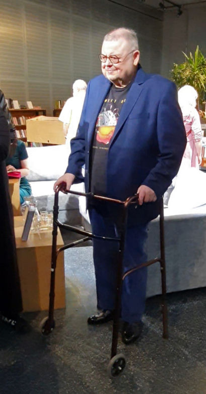 Wojciech Mann nie może sam chodzić
