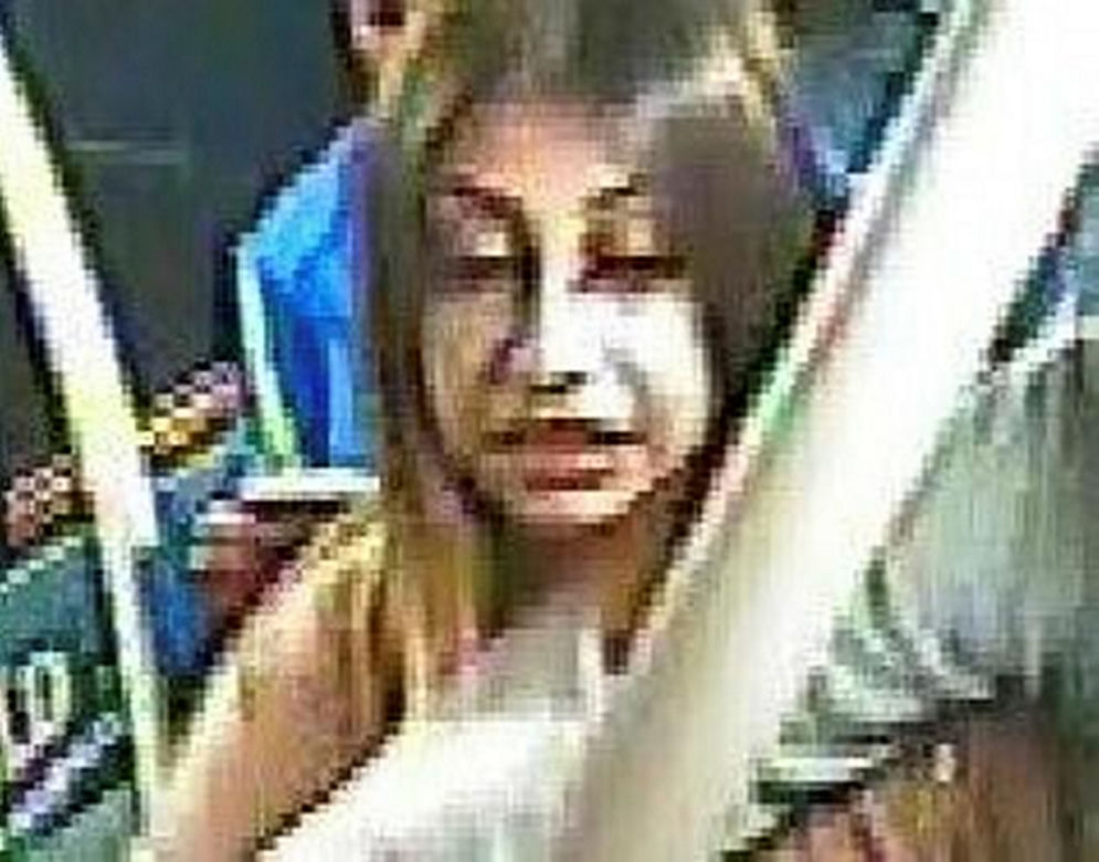 Dzieci atakowały pasażerów w autobusie! Biły butelką, śmiejąc się z ofiar
