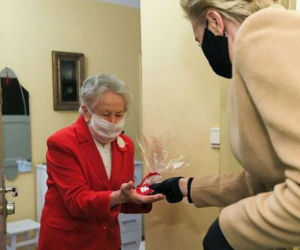 Ulubiony płaszcz Agaty Dudy
