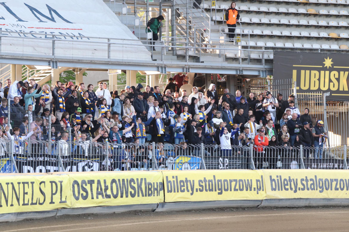 ebut.pl Stal Gorzów - KS Apator Toruń, zdjęcia z meczu 1. kolejki PGE Ekstraligi