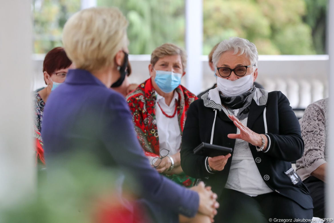 Agata Duda odsłoniła nogi