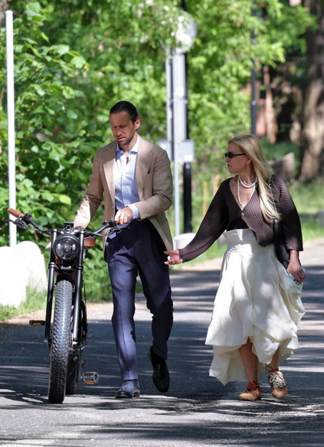 Grzegorz Krychowiak, Monika Olejnik i rower za 4 tys. euro