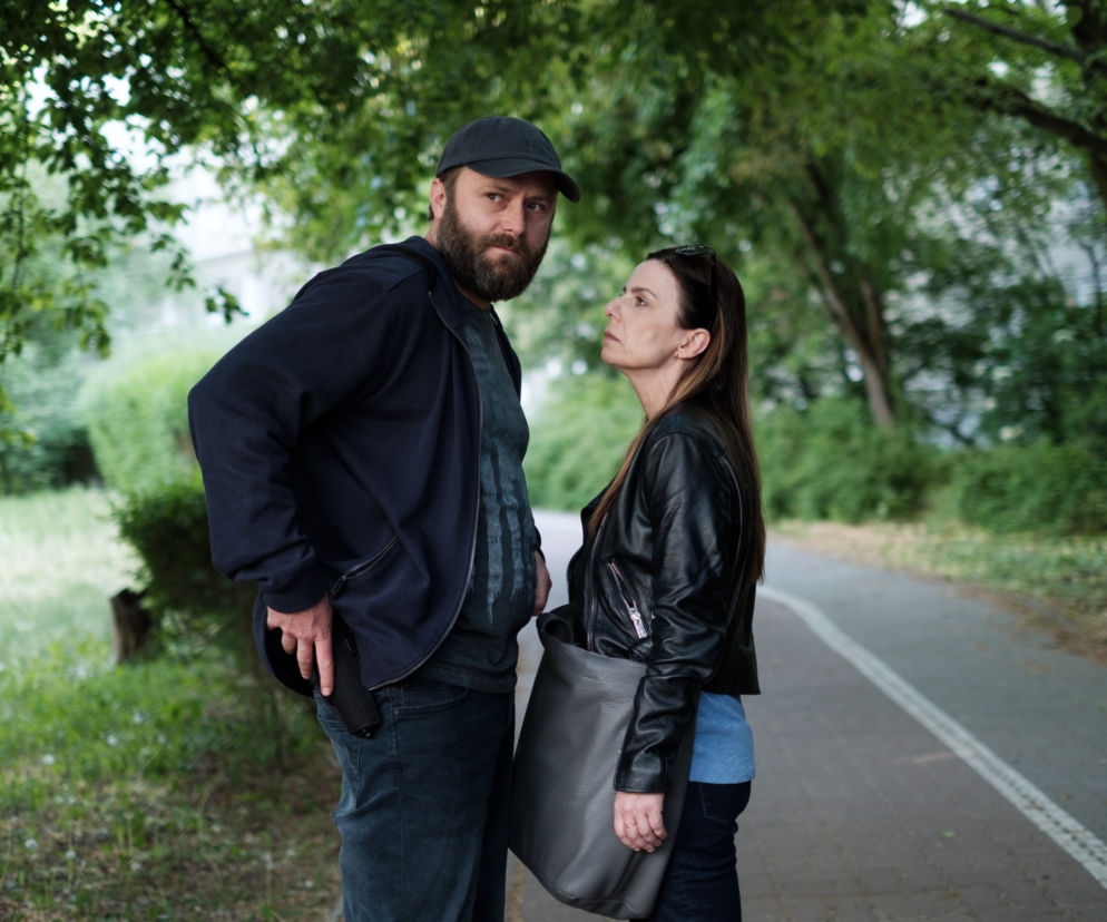 Pułapka odc. 5. Olga (Agata Kulesza), Czarny (Leszek Lichota)