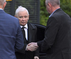 Jarosław Kaczyński w swoim domu na warszawskim Żoliborzu