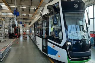 Jeden tramwaj już gotowy, w sumie będzie ich 12. Wkrótce wyjadą na ulice Szczecina