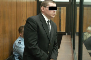 Spalił żonę