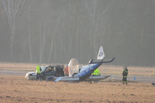 Samolot zarył w ziemię! Niebezpieczny incydent na warszawskim lotnisku