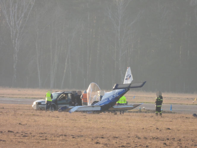 Samolot zarył w ziemię! Niebezpieczny incydent na warszawskim lotnisku