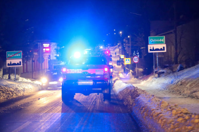 Wyciągnęli 63-letnią maszynę do odśnieżania