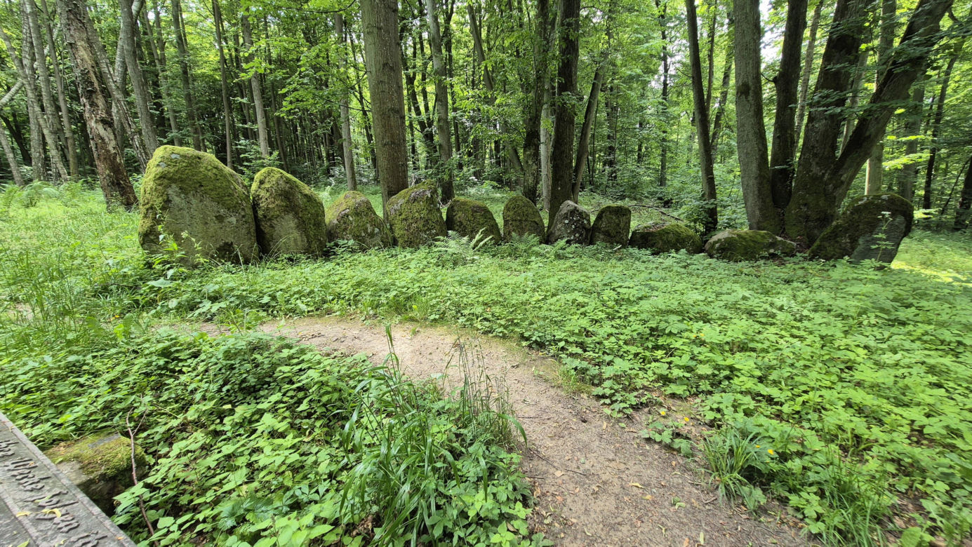 Odwiedziłam „mazurskie Stonehenge”. Jedna rzecz wprawiła mnie w osłupienie