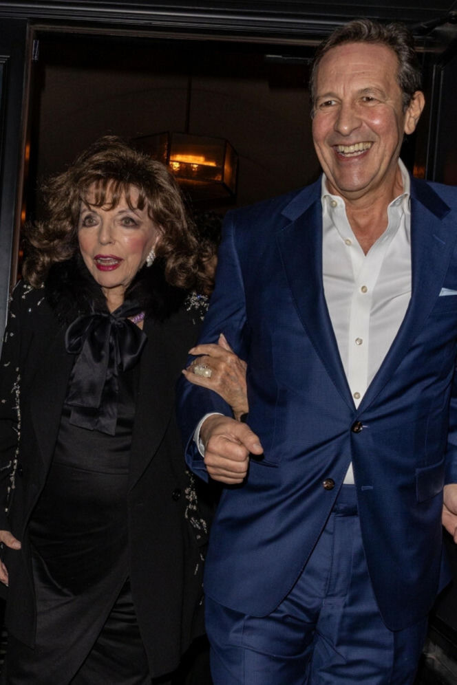 Joan Collins, 92-letnia gwiazda Hollywood ma męża młodszego o 32 lata. Piękna para?