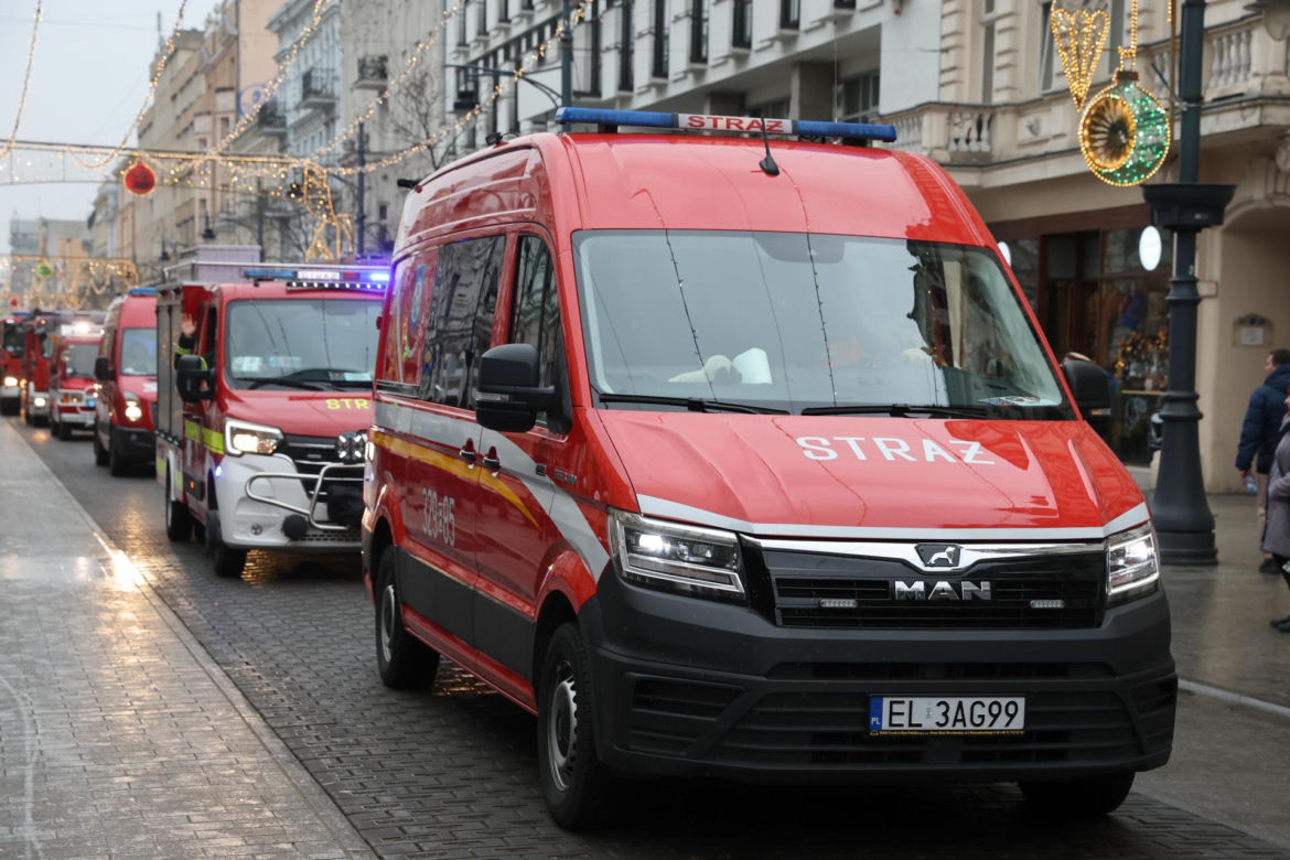 Łódź. Wielka Szarża na Piotrkowskiej w Łodzi, w ramach 33. Finału Wielkiej Orkiestry Świątecznej Pomocy.