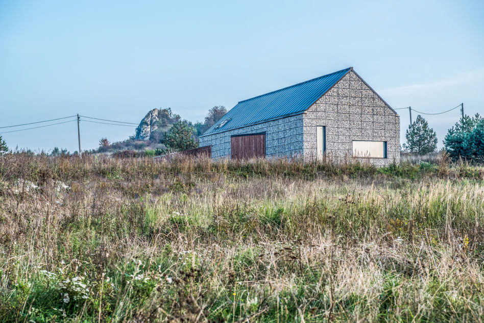 Dom na Jurze, Kropka Studio