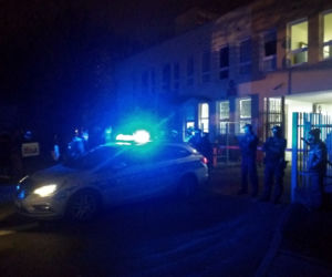 Protest pod Komendą Miejską Policji w Toruniu