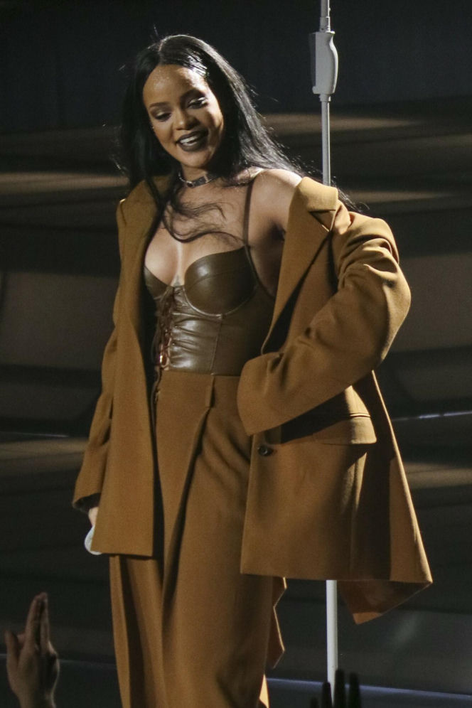 Rihanna w 2016 roku