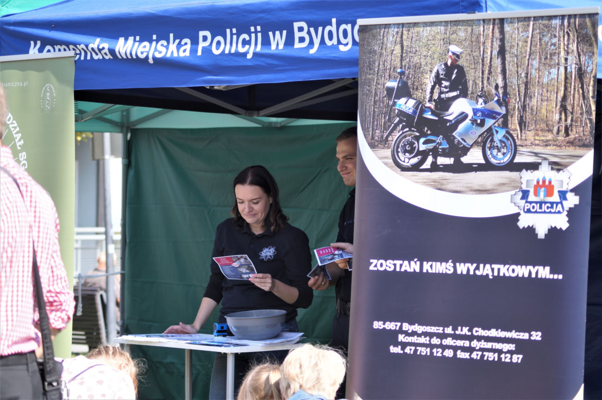 Piknik charytatywny "Łatwo Pomagać". Tłumy na bydgoskiej Wyspie Młyńskiej [ZDJĘCIA]