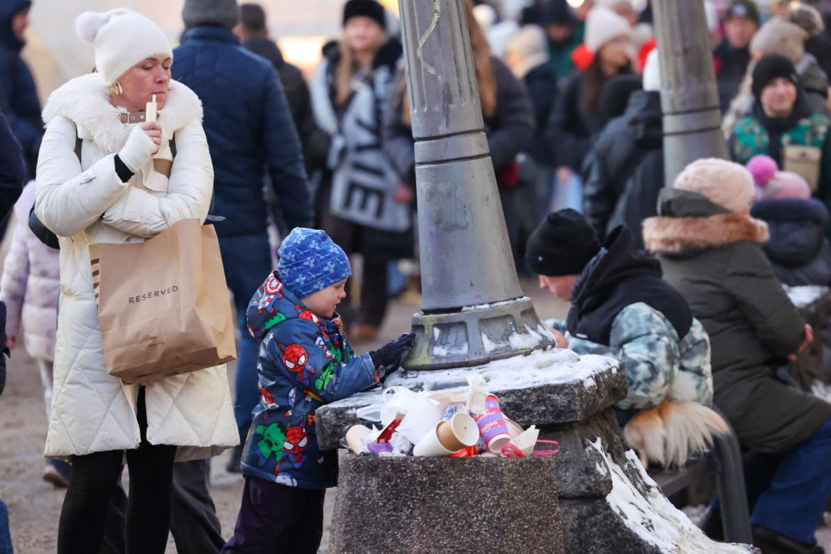 Fatalne warunki w Tatrach. Jest mroźno, ślisko, a szlaki są zasypane śniegiem. TPN ostrzega turystów