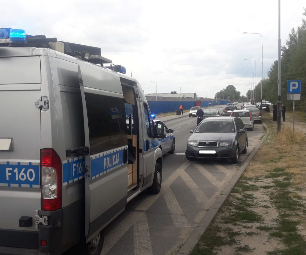 Pijany kierowca zniszczył sześć aut!