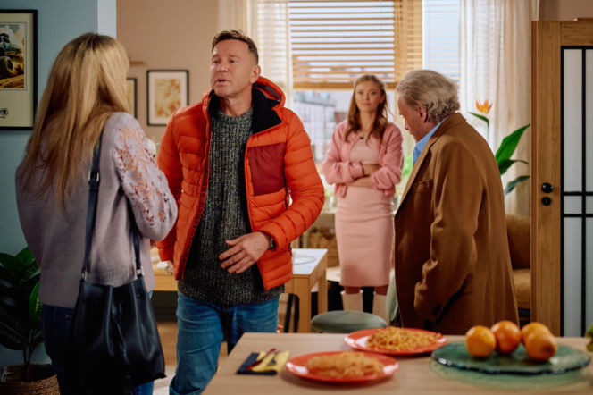 "Na Wspólnej", odcinek 4181: Z kancelarii znika 200 tysięcy, a podejrzenie o kradzież spada na zszokowanego Darka