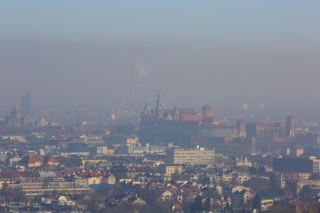  Smog dusi Polskę. Alert RCB, Kraków w światowej czołówce trucicieli powietrza