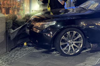 Obywatel Rosji driftował po Placu Zbawiciela