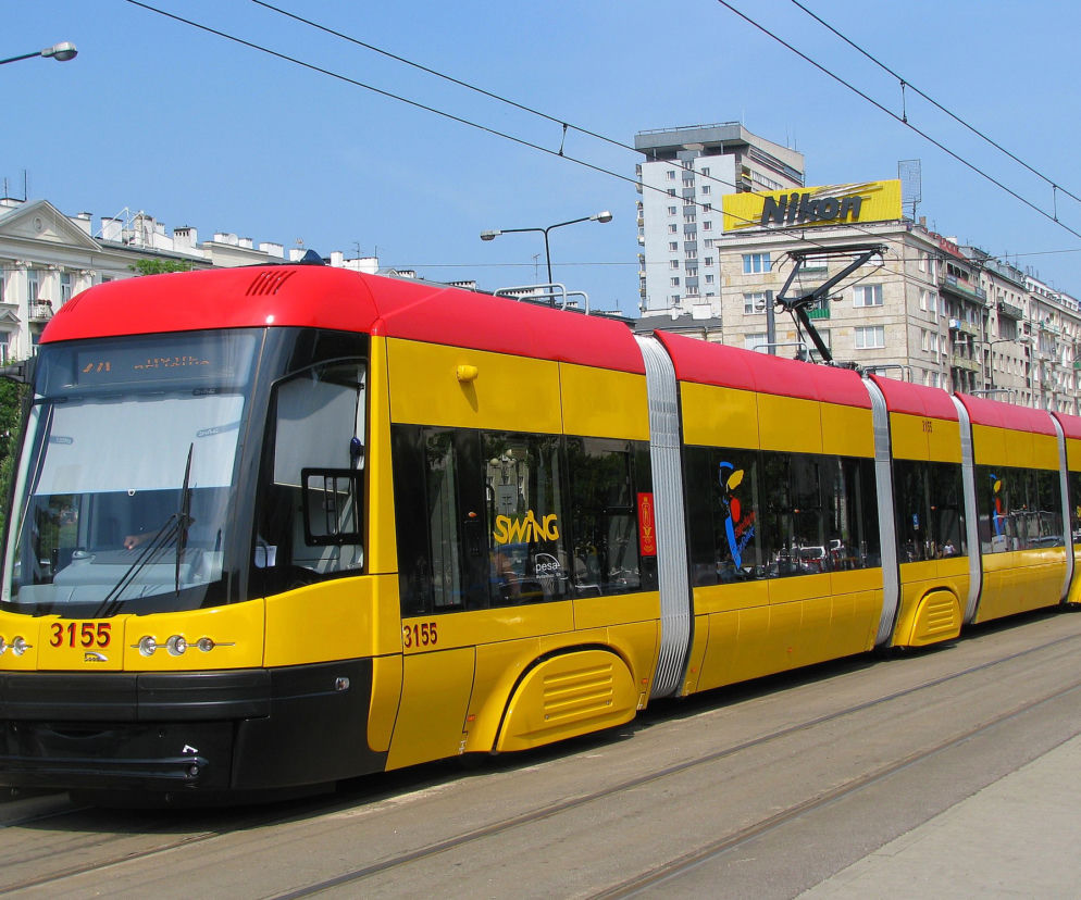 Przyłóż smartfon do przystanku i dowiedz się kiedy odjeżdża tramwaj!