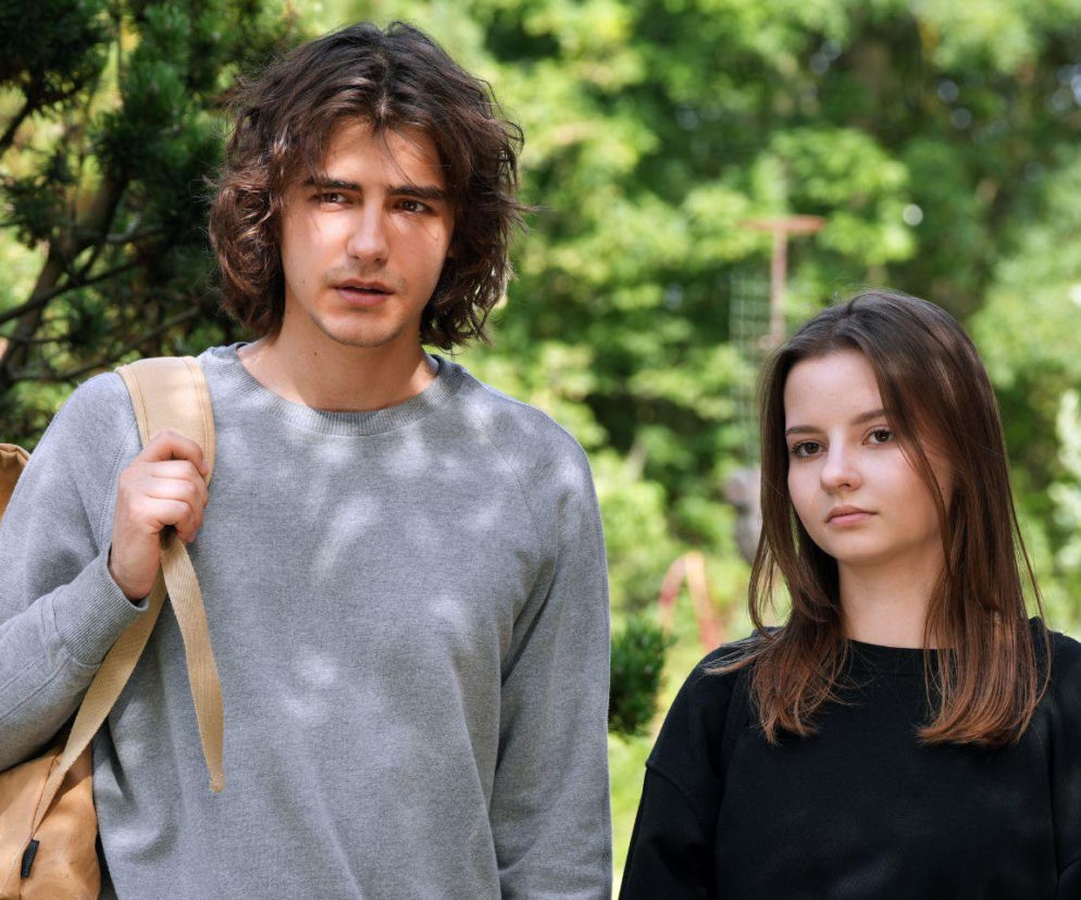 Barwy szczęścia, odcinek 3312: Plan porywaczki wali się w gruzy, gdy na przesłuchaniu pojawia się ktoś niespodziewany