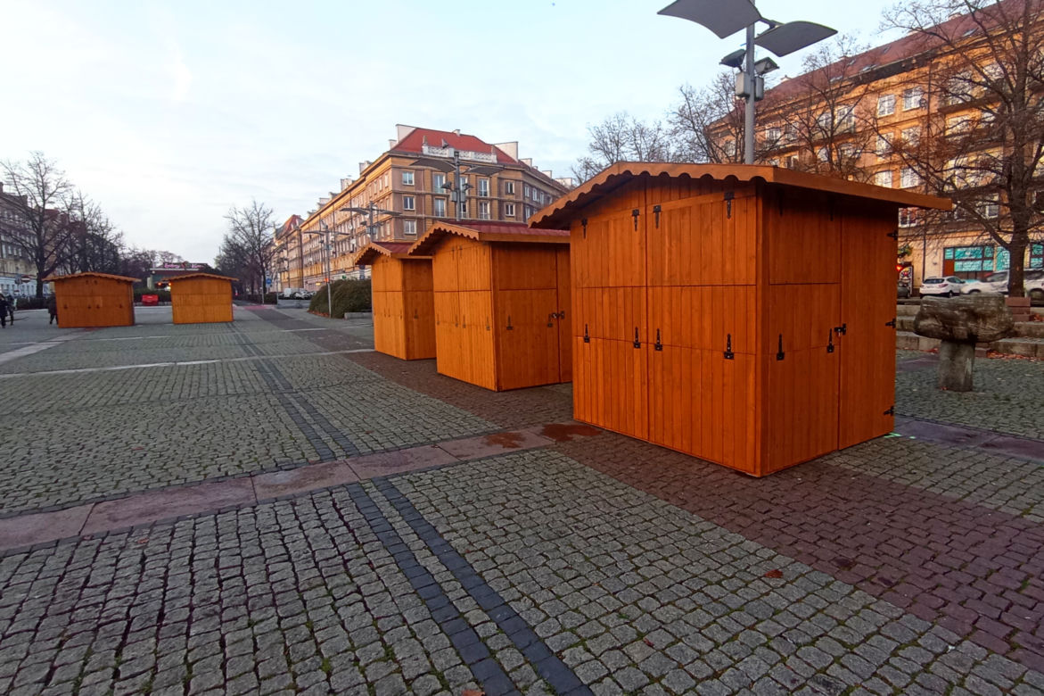 Przygotowania do Szczecińskiego Jarmarku Bożonarodzeniowego