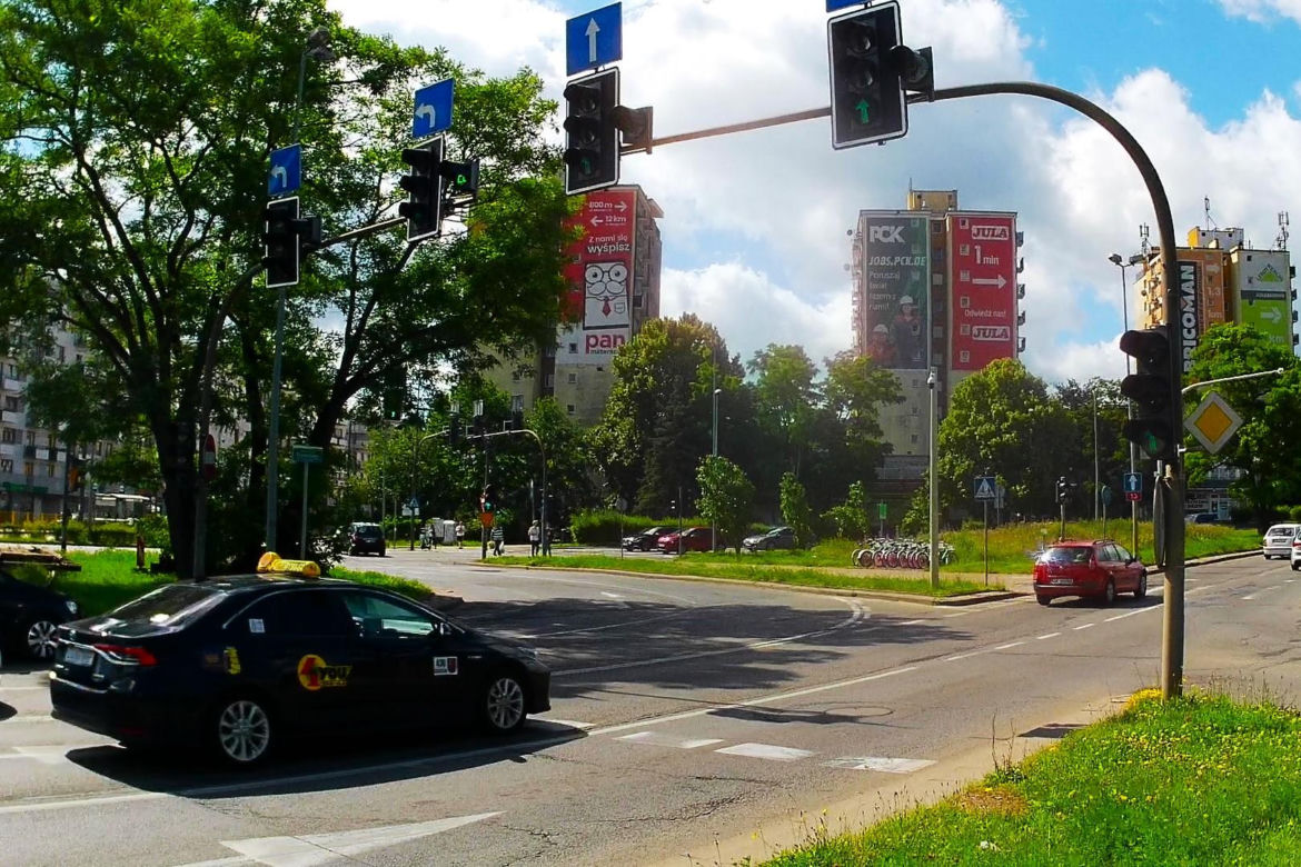 Plac Szyrockiego jest przekleństwem pieszych. Radny interweniuje