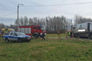 Tragiczny wypadek w miejscowości Lechów. Śmieciarka potrąciła 40-latka