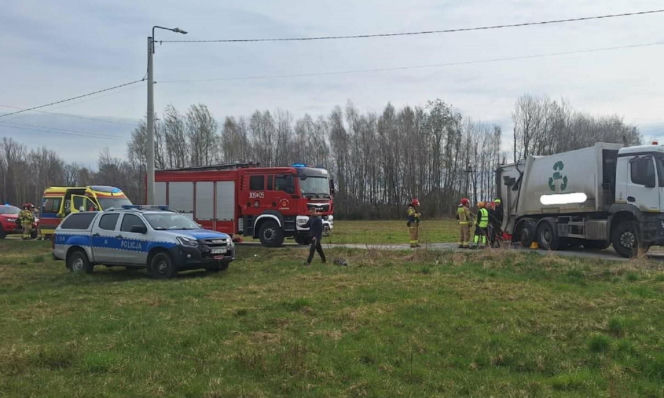 Tragiczny wypadek w miejscowości Lechów. Śmieciarka potrąciła 40-latka