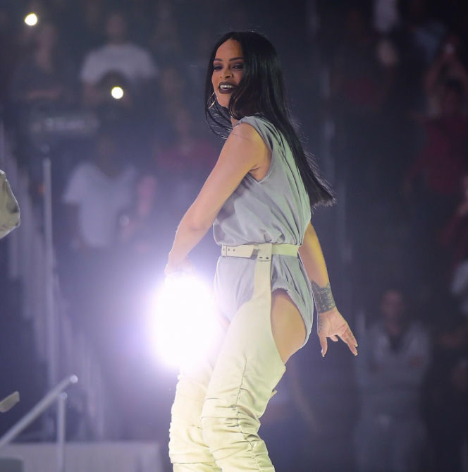 Rihanna w 2016 roku