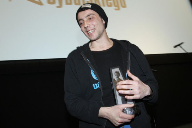 Debiutował jako Magik w "Jesteś Bogiem". Tak na przestrzeni lat zmienił się Marcin Kowalczyk