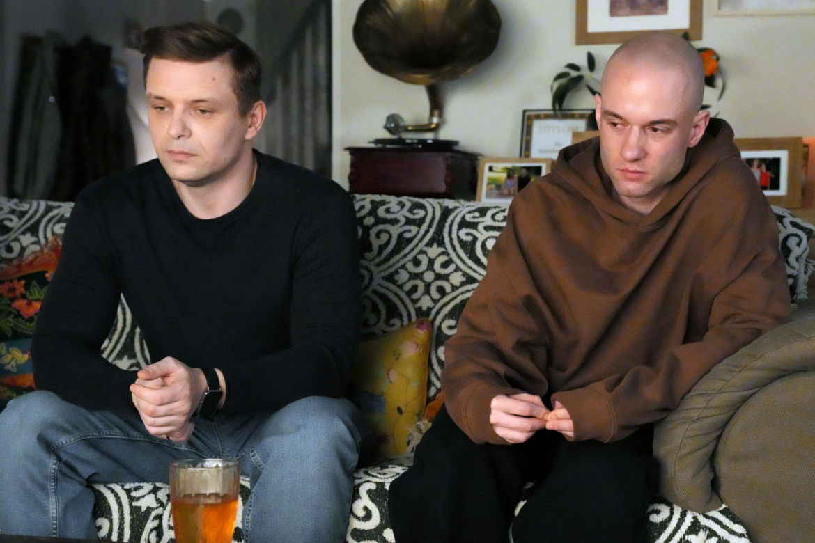 Barwy szczęścia, odcinek 3414: Adam (Kamil Studnicki), Hubert (Marek Molak)
