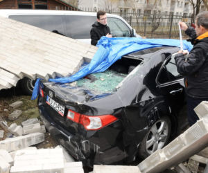 Wichura zniszczyła 21 aut